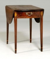 Federal mahogany Pembroke tabl