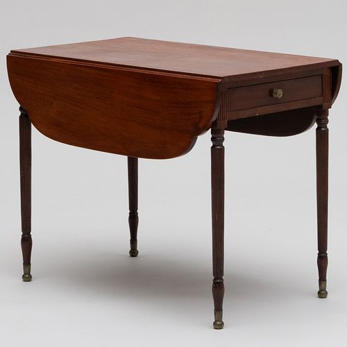 FEDERAL MAHOGANY PEMBROKE TABLE,