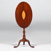 Federal Mahogany Tilt-Top Cand