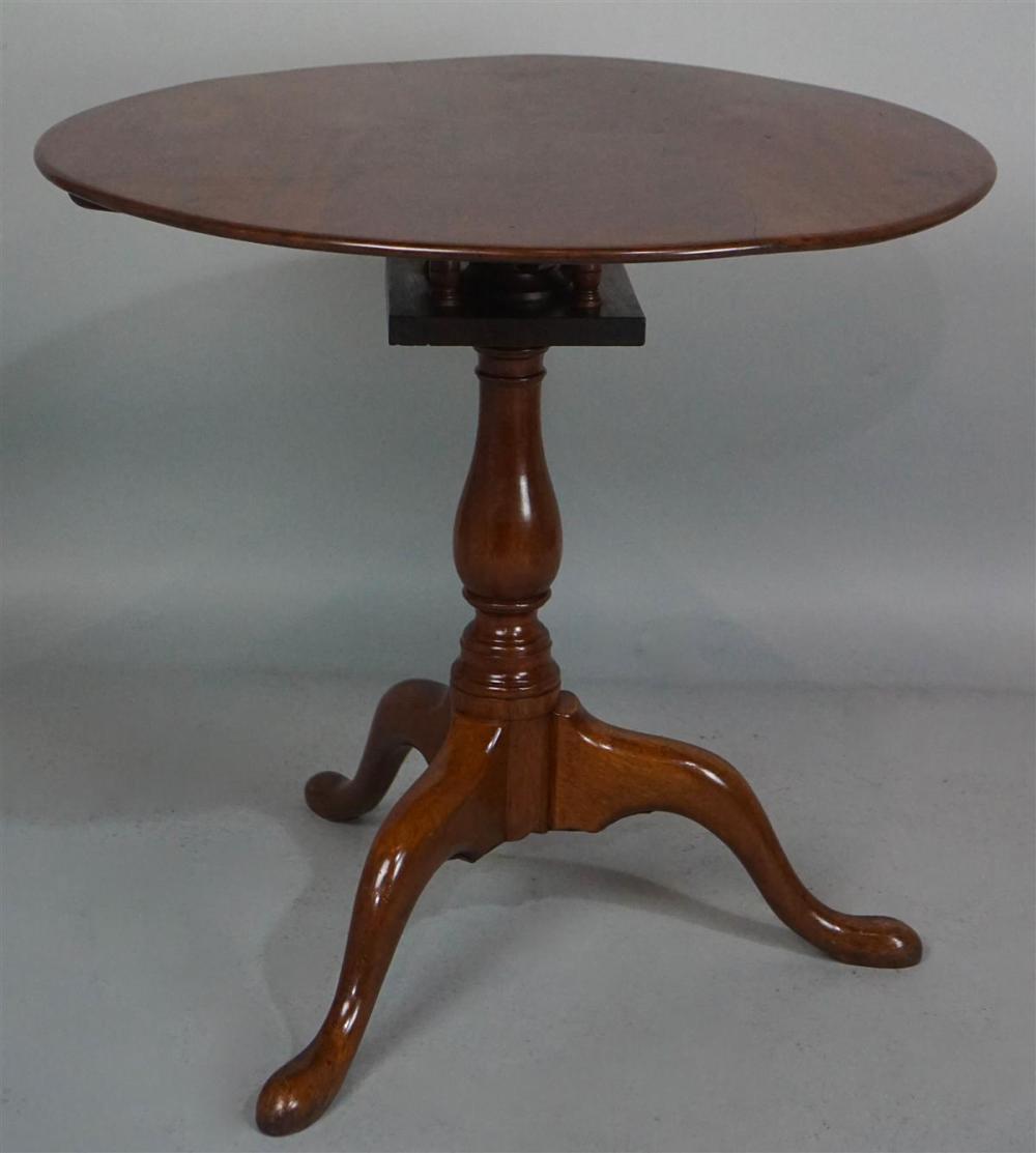 FEDERAL MAHOGANY TILT TOP TEA
