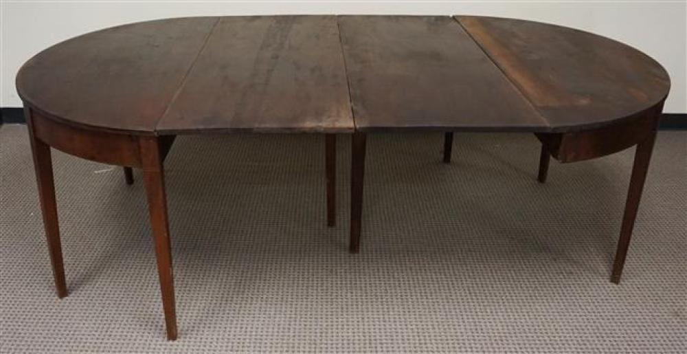 FEDERAL MAHOGANY TWO-PART BANQUET