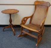 FEDERAL MAPLE TILT-TOP TEA TAB