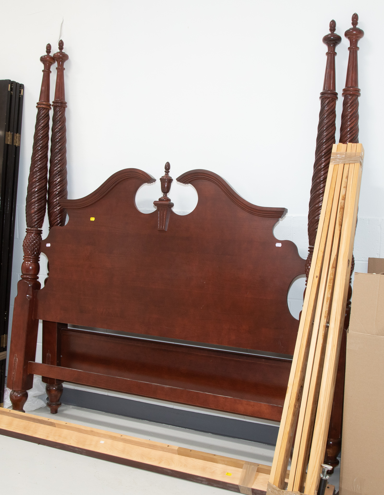 FEDERAL STYLE CHERRY BEDSTEAD
