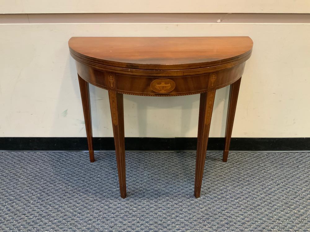FEDERAL STYLE INLAID MAHOGANY