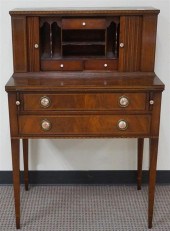 FEDERAL STYLE INLAID MAHOGANY
