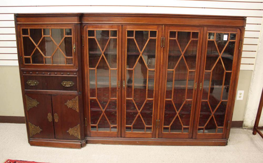 FEDERAL STYLE MAHOGANY CABINET