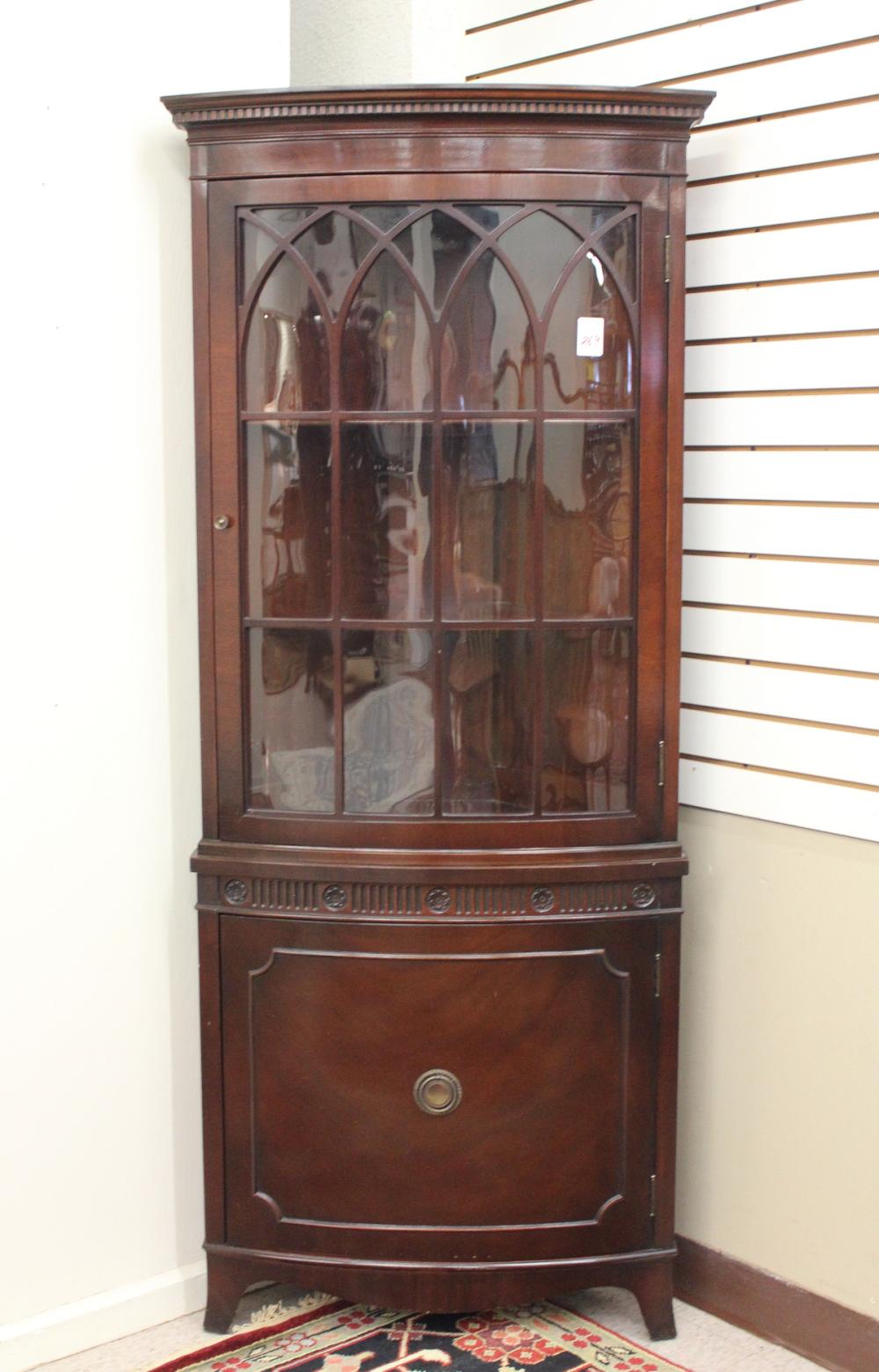 FEDERAL STYLE MAHOGANY CORNER