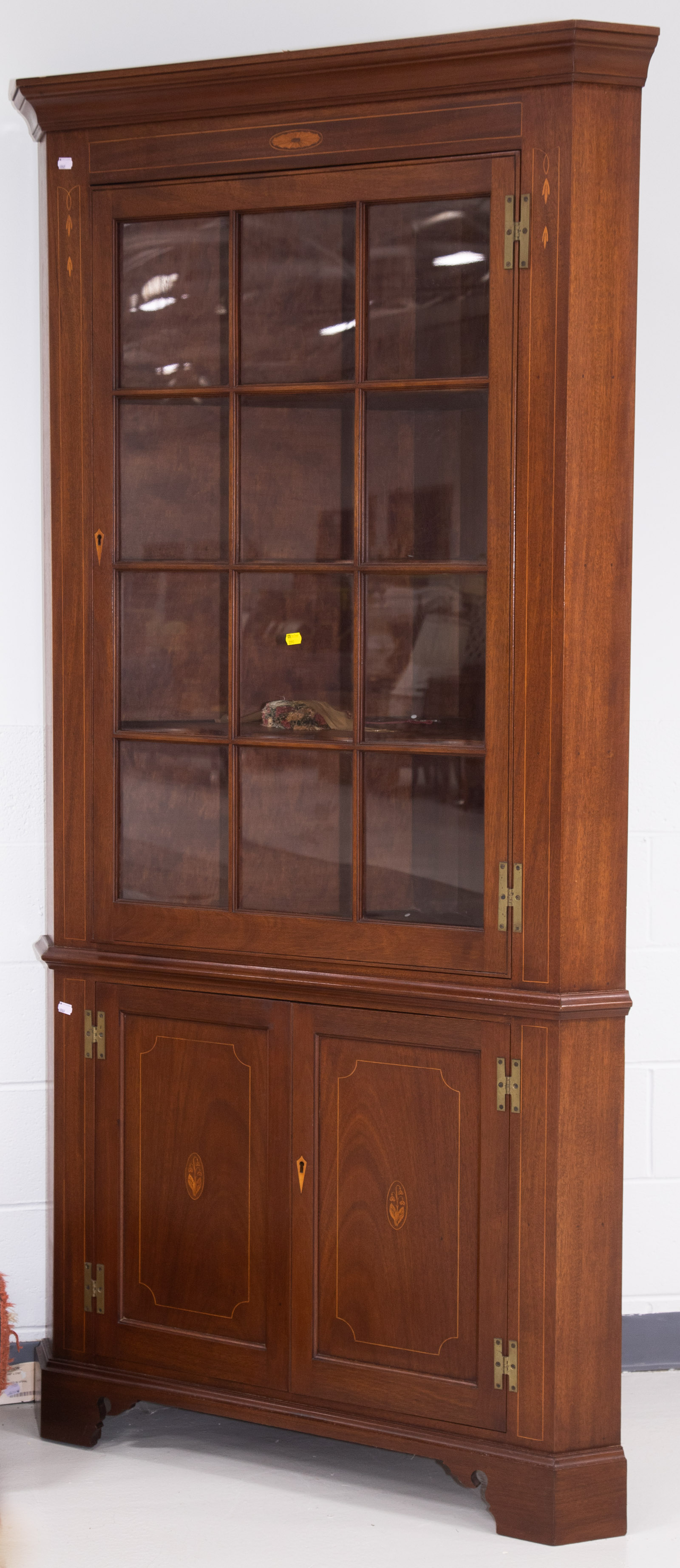 FEDERAL STYLE MAHOGANY CORNER