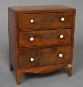 FEDERAL STYLE MAHOGANY DIMINUT
