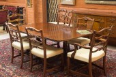 FEDERAL-STYLE MAHOGANY DINING
