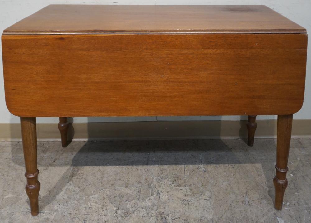 FEDERAL STYLE MAHOGANY DROP LEAF