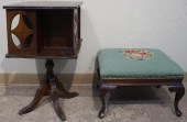 FEDERAL STYLE MAHOGANY PEDESTA