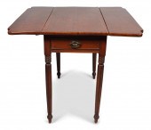 FEDERAL STYLE MAHOGANY PEMBROK