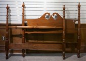 FEDERAL STYLE MAHOGANY QUEEN S