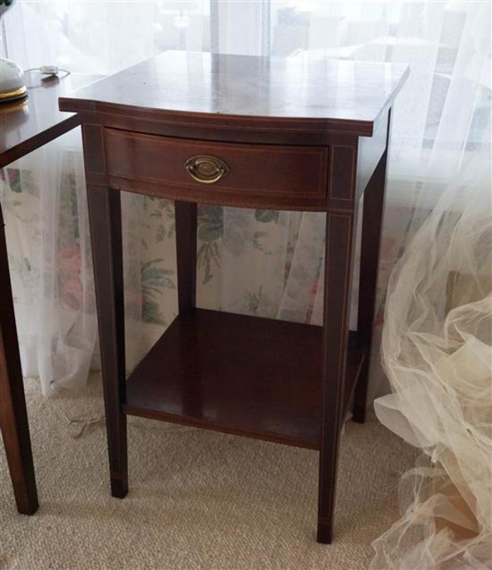 FEDERAL STYLE MAHOGANY SIDE