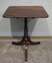 FEDERAL STYLE MAHOGANY TILT-TO