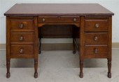 FEDERAL STYLE WALNUT DESKFeder