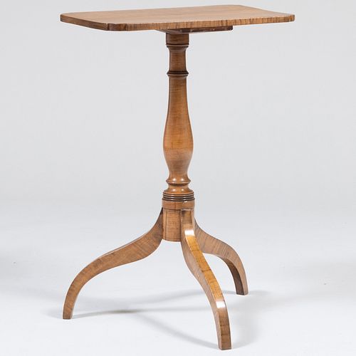 FEDERAL TIGER MAPLE TRIPOD CANDLE