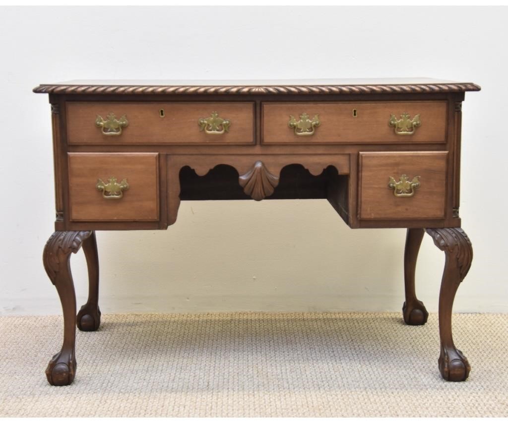 Feldenkris Chippendale style