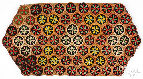 FELT PENNY STYLE TABLE THROW,