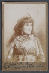 FEMALE MEDICINE SHOW SHARPSHOO