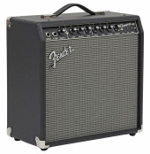 FENDER CHAMPION 40 AMPLIFIER<b