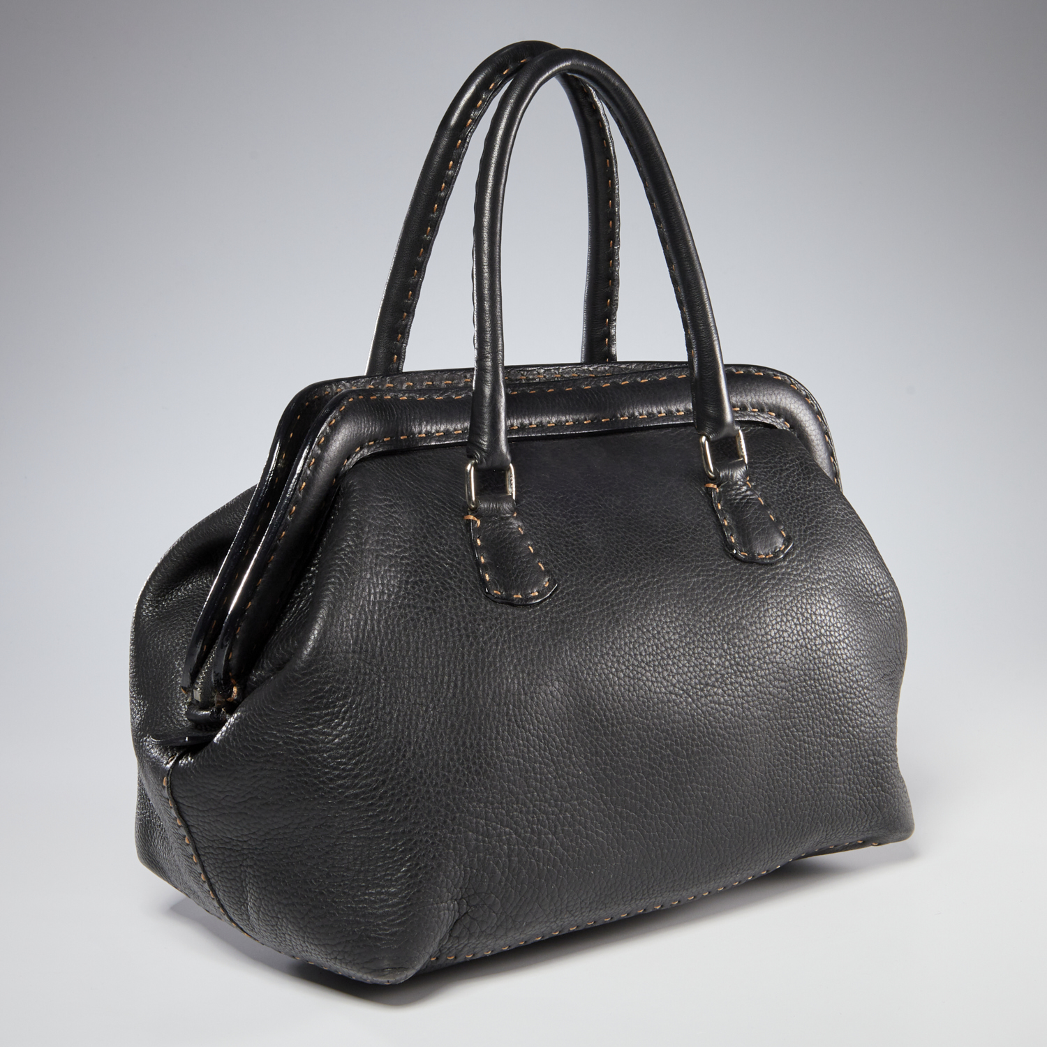 FENDI SELLERIA BLACK LEATHER