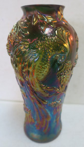 FENTON ART GLASS RAISED PARROT