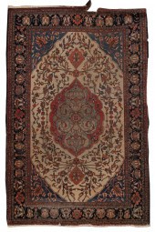 FERAGHAN SAROUK RUG: 4’5” X 6’