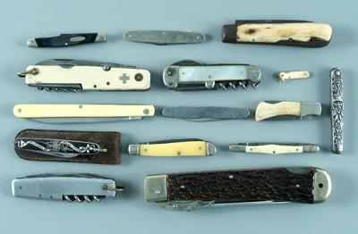 Fifteen assorted pocketknives: