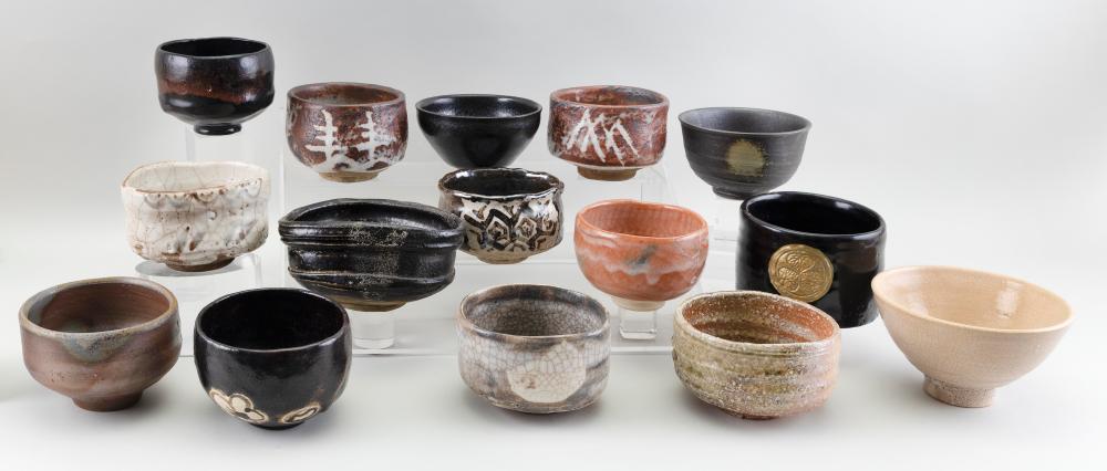 FIFTEEN JAPANESE POTTERY TEA