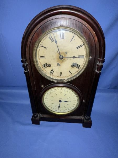 FIGURAL EIGHT CALENDAR CLOCK,