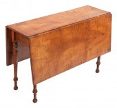 FIGURED MAPLE DROP-LEAF TABLE