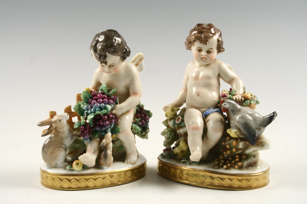 FIGURINES - Pair of 19th c.