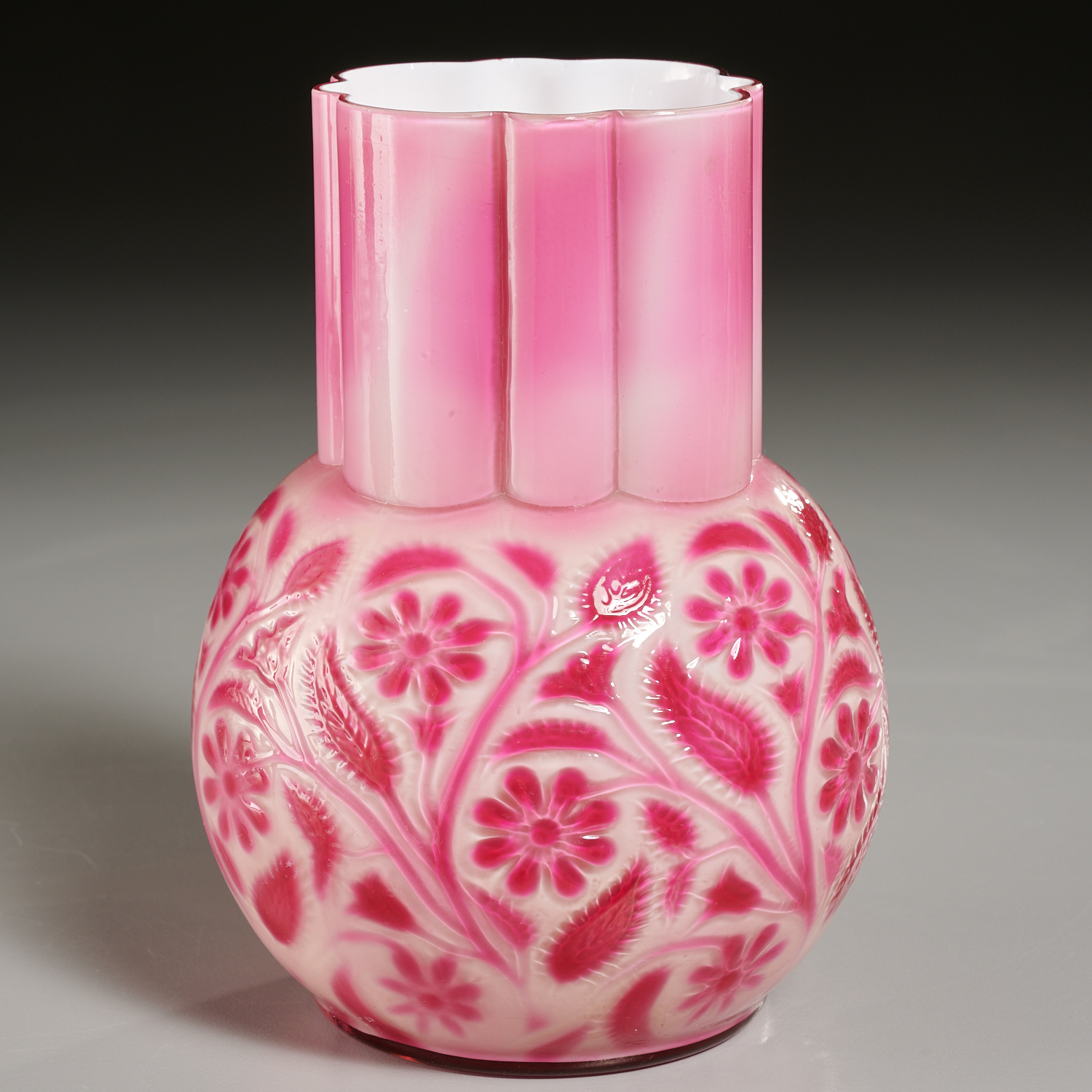 FINDLAY ONYX GLASS RUBY CELERY VASE