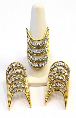 FINE 14 K YG 8CT DIAMOND EARRINGS