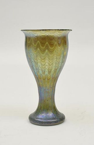 FINE ART GLASS LOETZ VASEFine art