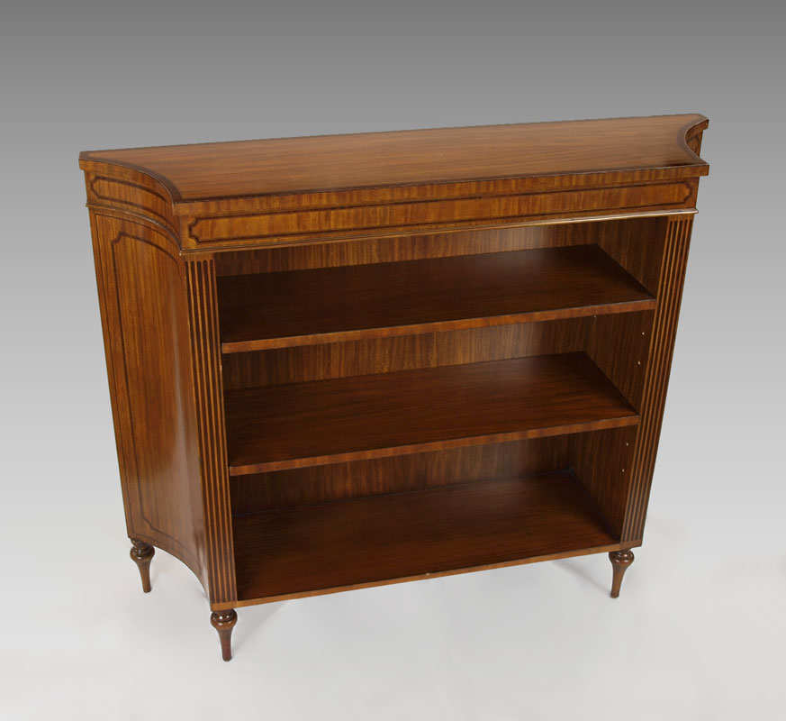 FINE BANDED MAHOGANY CONSOLE