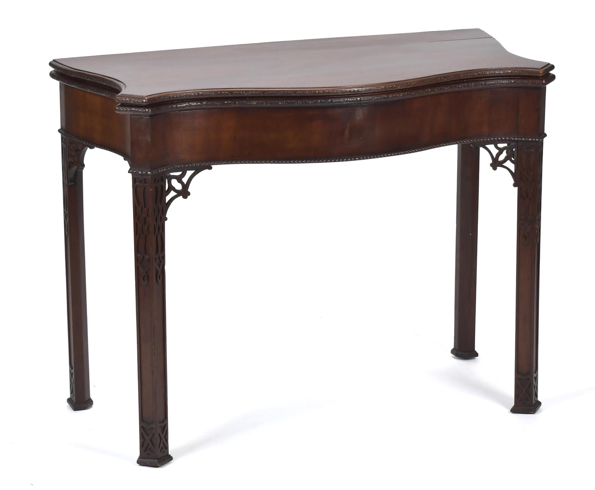 FINE CARVED SOUTHERN CHIPPENDALE