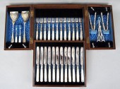 FINE CASED SHEFFIELD MOP SERVI