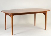 FINE CHERRY DINING ROOM TABLE