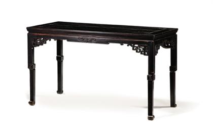 Fine Chinese black lacquered wine