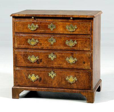 Fine Chippendale bachelor&#39;s
