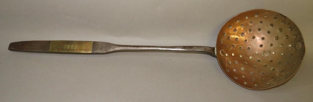 FINE COPPER SKIMMER WITH BRASS