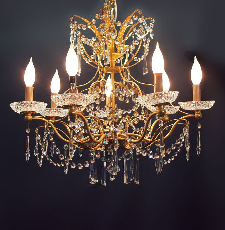 FINE CRYSTAL GILT CHANDELIER: Seven