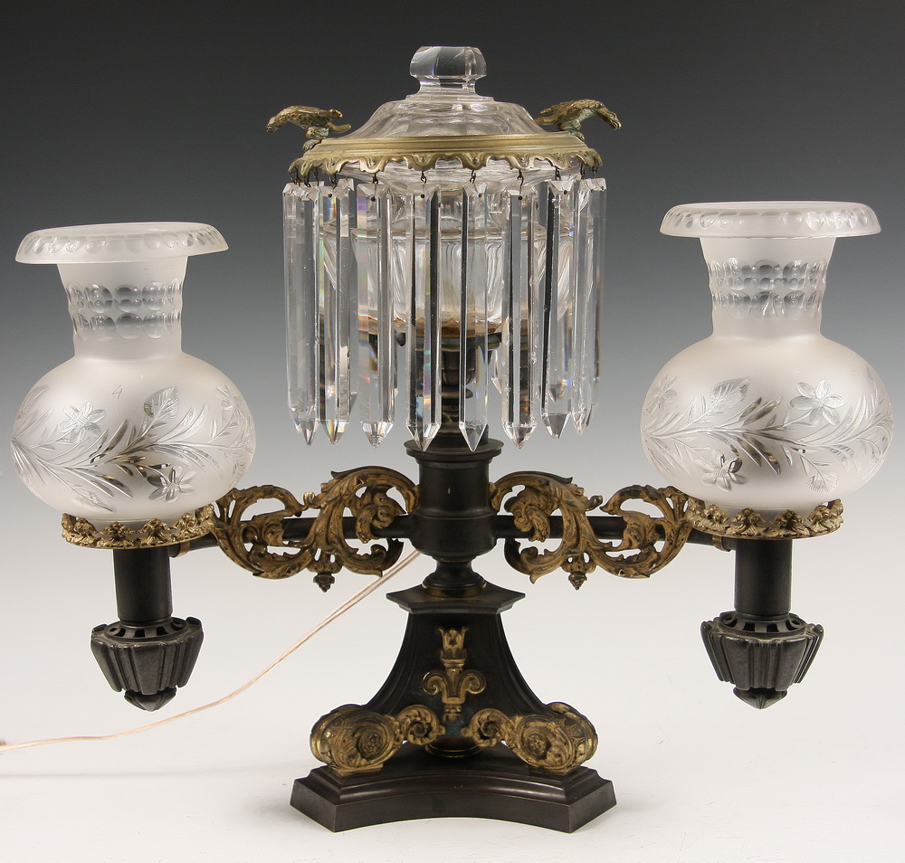 FINE DOUBLE-BURNER ARGAND LAMP -