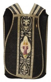 FINE EMBROIDERED LITURGICAL VE
