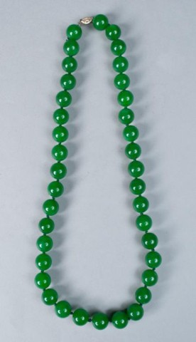 Fine Emerald Green Jade Beaded