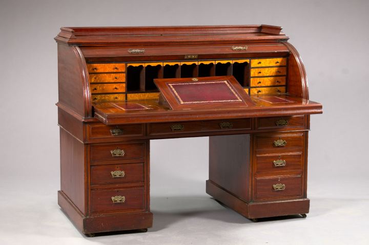 Fine English Mahogany Cylinder