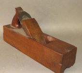 FINE E.W. CARPENTER WOODEN COM